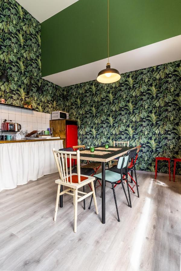 Four Rooms Hostel Lugo Eksteriør billede