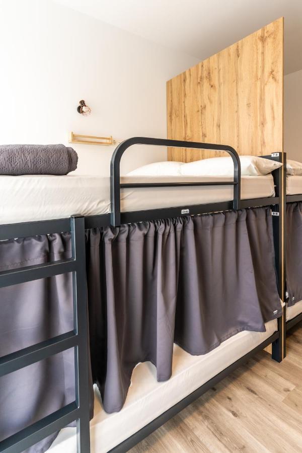 Four Rooms Hostel Lugo Eksteriør billede